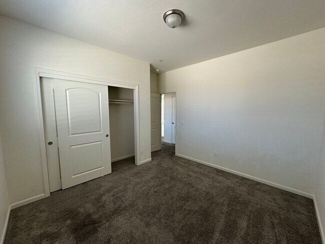 Foto del edificio - Charming home located in gated community c...