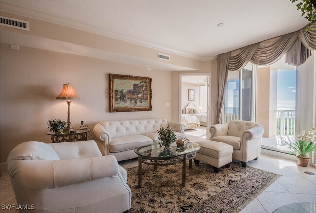 Building Photo - 7117 Pelican Bay Blvd