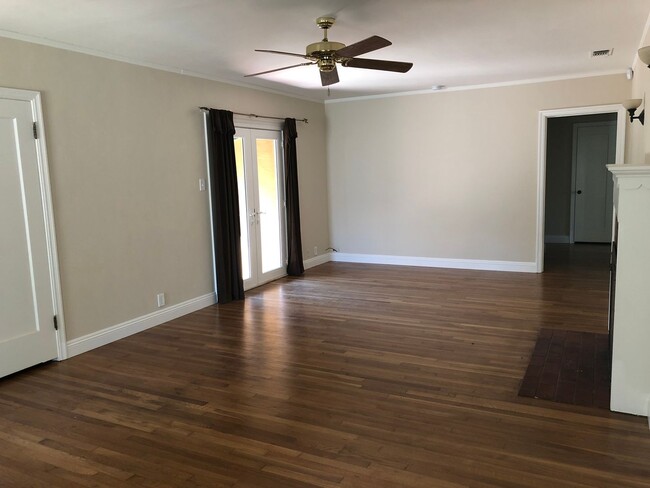 Building Photo - 3 bed / 1 ba house - Yuba City