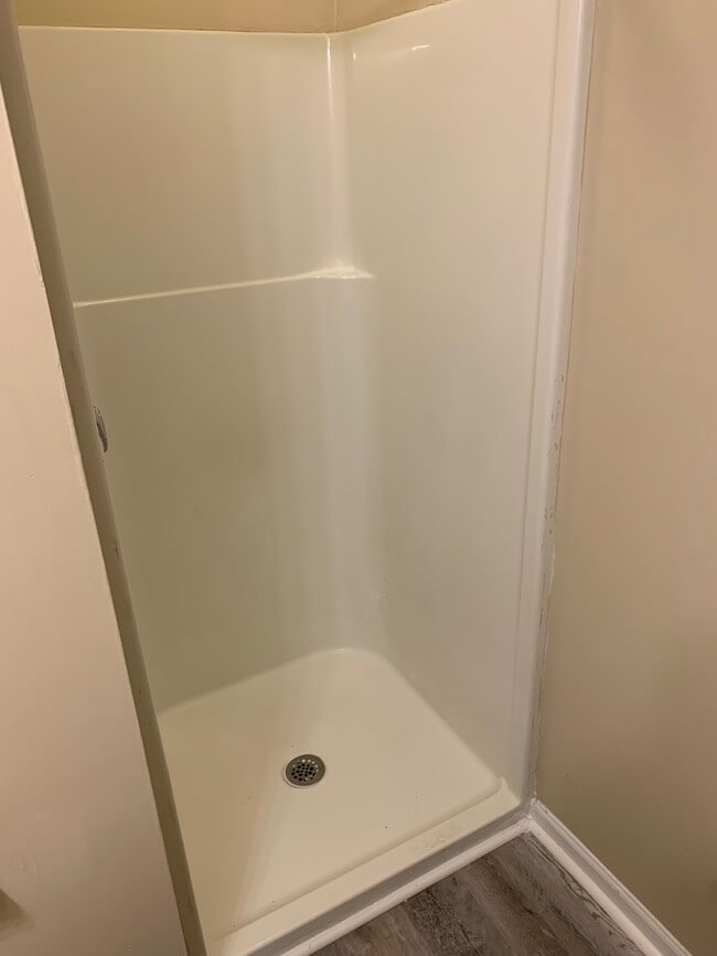 Building Photo - 1108 Clarendon St