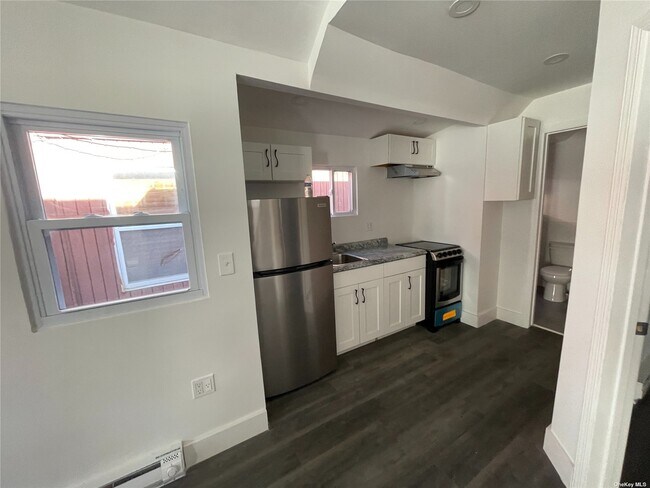 Foto del edificio - 312-316 Beach 101st St