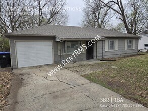 Building Photo - 1407 SW Glencoe St