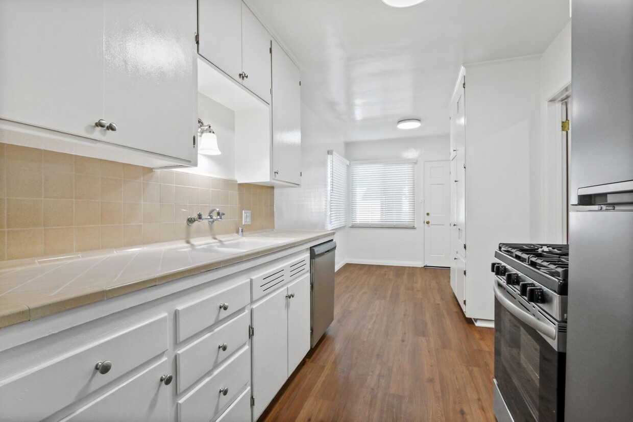 Foto del edificio - 1018 Grant St in Santa Monica - only 10 bl...