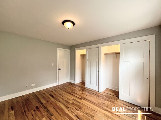 Building Photo - 696 Elm Pl