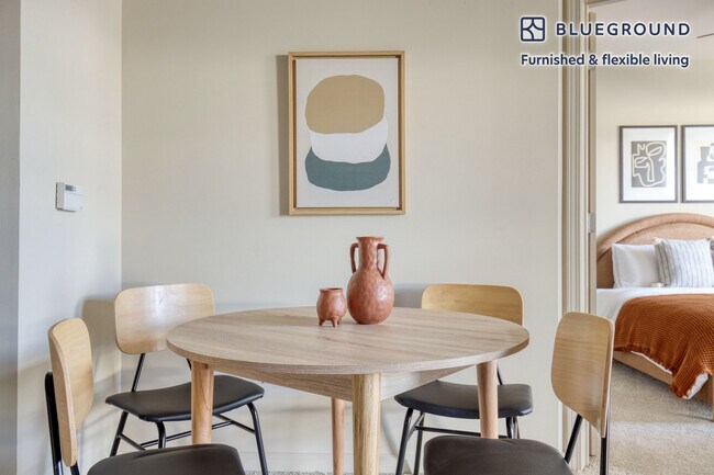 Foto del edificio - 305 10th Street South