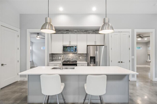Foto del edificio - 505 W Odell St
