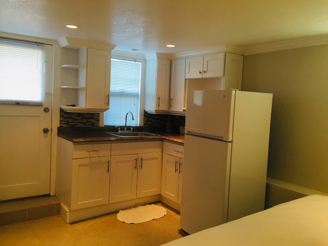 Photo - 001 Palm Ave House