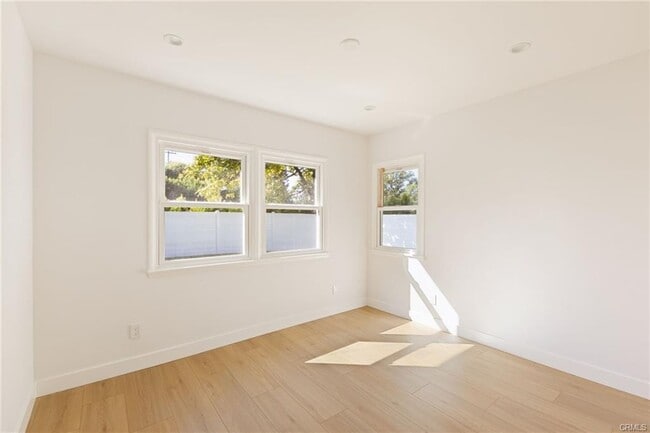 Foto del edificio - 22457 Berdon St