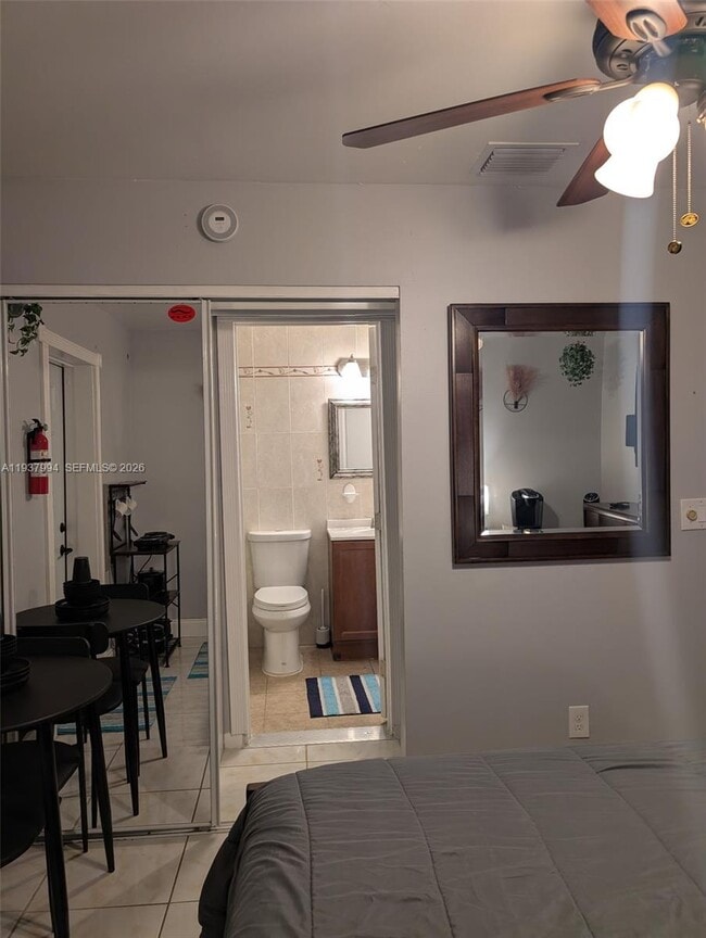 Foto del edificio - 945 SW 9th St