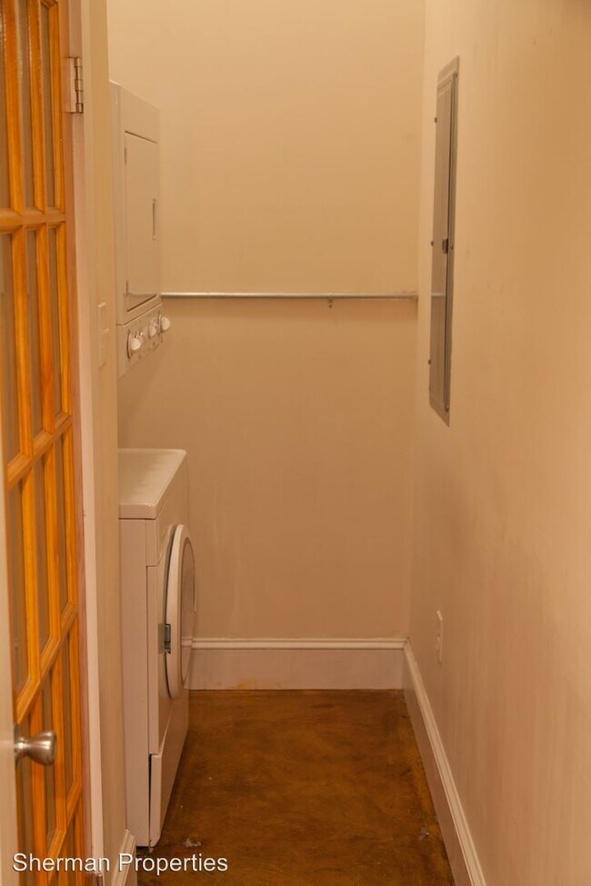 Building Photo - 3502 Scotts Ln