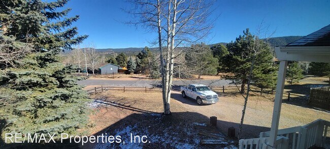 Foto del edificio - 3 br, 2.5 bath House - 720 Northwoods Dr W