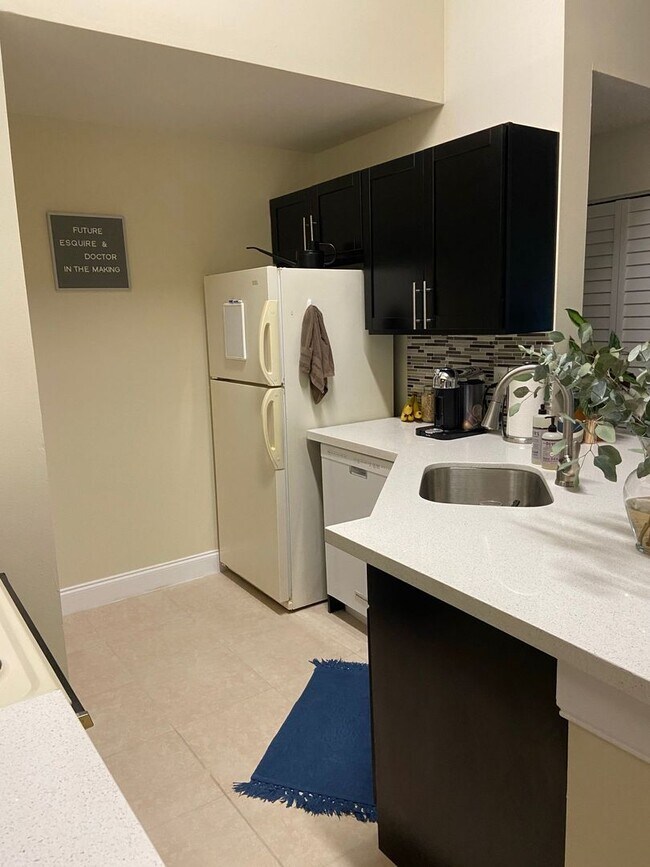 Photo - 9999 Summerbreeze Drive #206 House