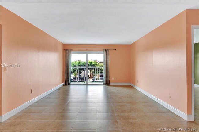 Foto del edificio - 7787 SW 86th St