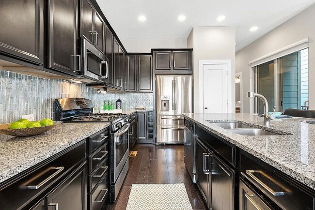 Foto del edificio - 1801 W 67th Pl