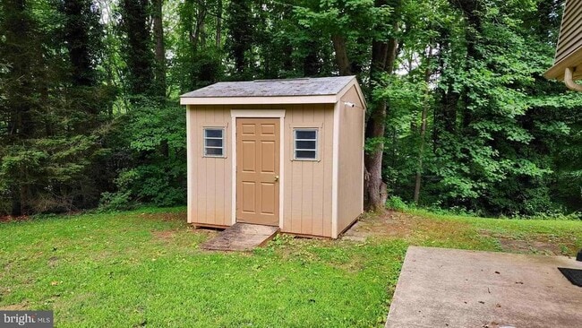 Building Photo - 7255 Moss Ln