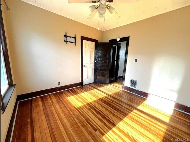 Building Photo - 89 S Cherry St