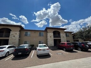 Building Photo - 9805 Sterling Loop