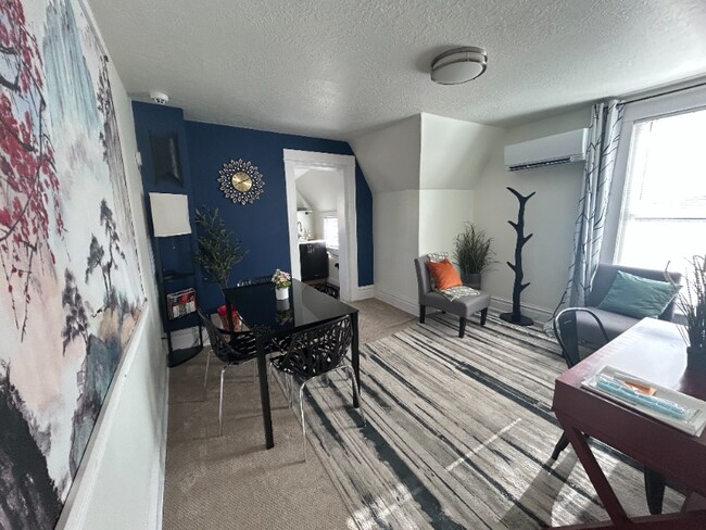 Foto del edificio - 859 S Grn St