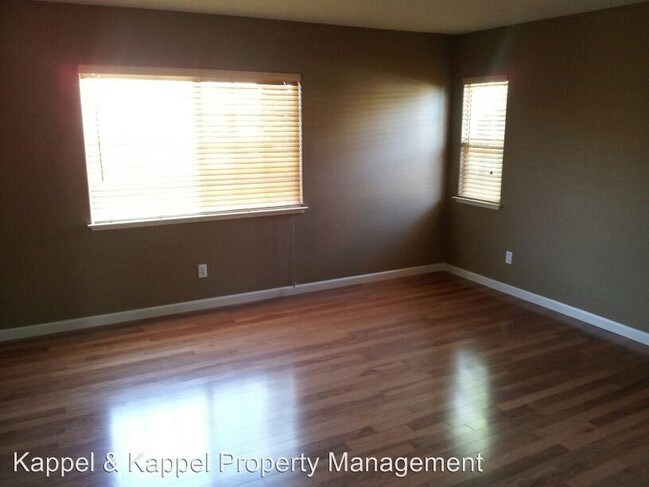 Foto del edificio - 396 Mountain Meadows Dr