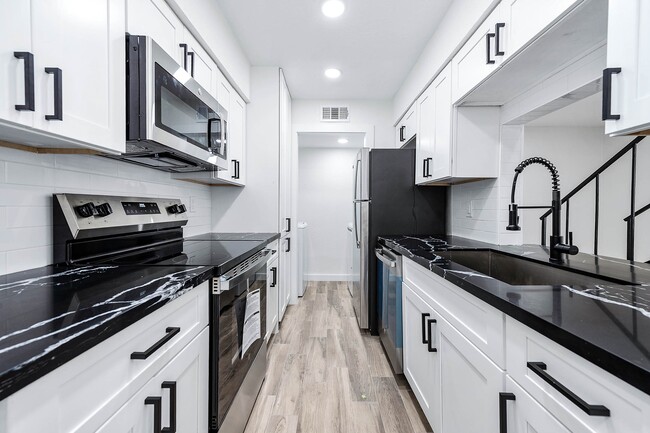 Foto del edificio - 5532 Beverly Hill St