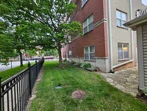 Building Photo - 1244 S Blue Island Ave