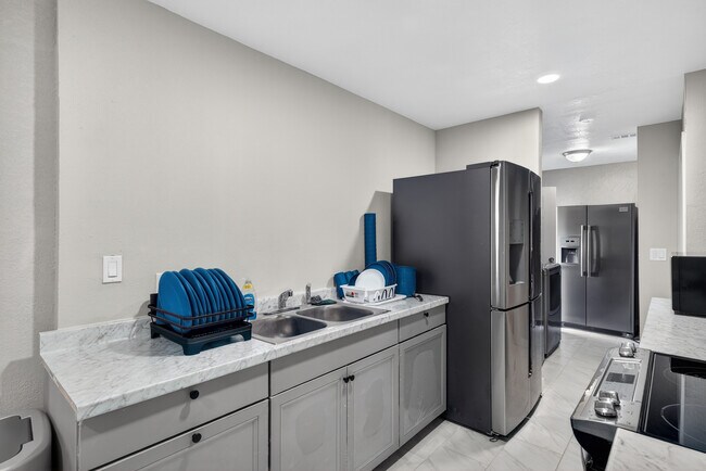 Foto del edificio - 1941 Brown Rd