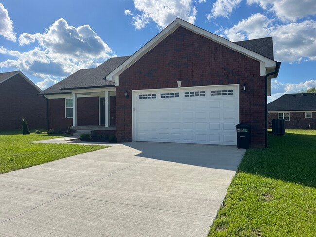 Building Photo - 308 Oak Grv Dr
