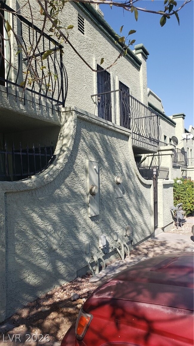 Building Photo - 7030 Burcot Ave