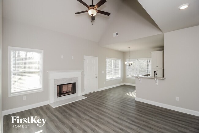 Foto del edificio - 67 Cranbrooke Ln
