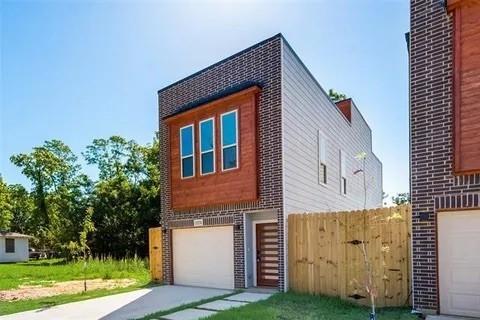 Primary Photo - 2226 Dyson St