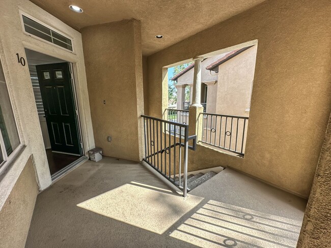 Building Photo - COMING SOON! Heather Ridge 2 Bedroom Townh...