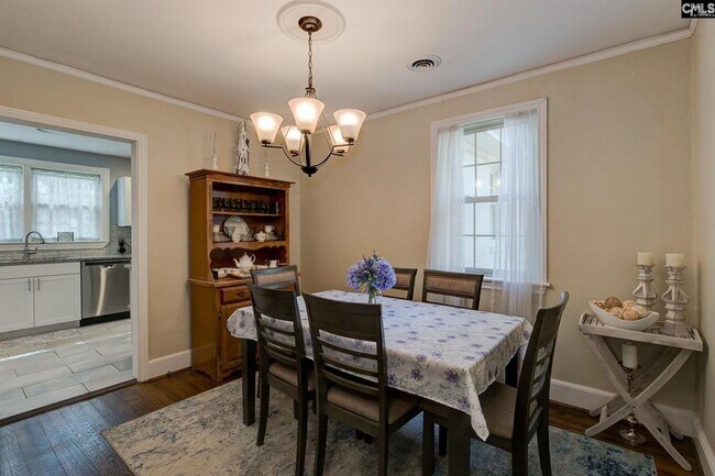 Foto del edificio - 4524 Mosshill Rd
