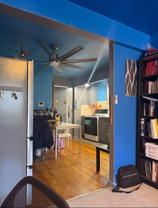 Foto del edificio - 212-04-212-75 75th Ave