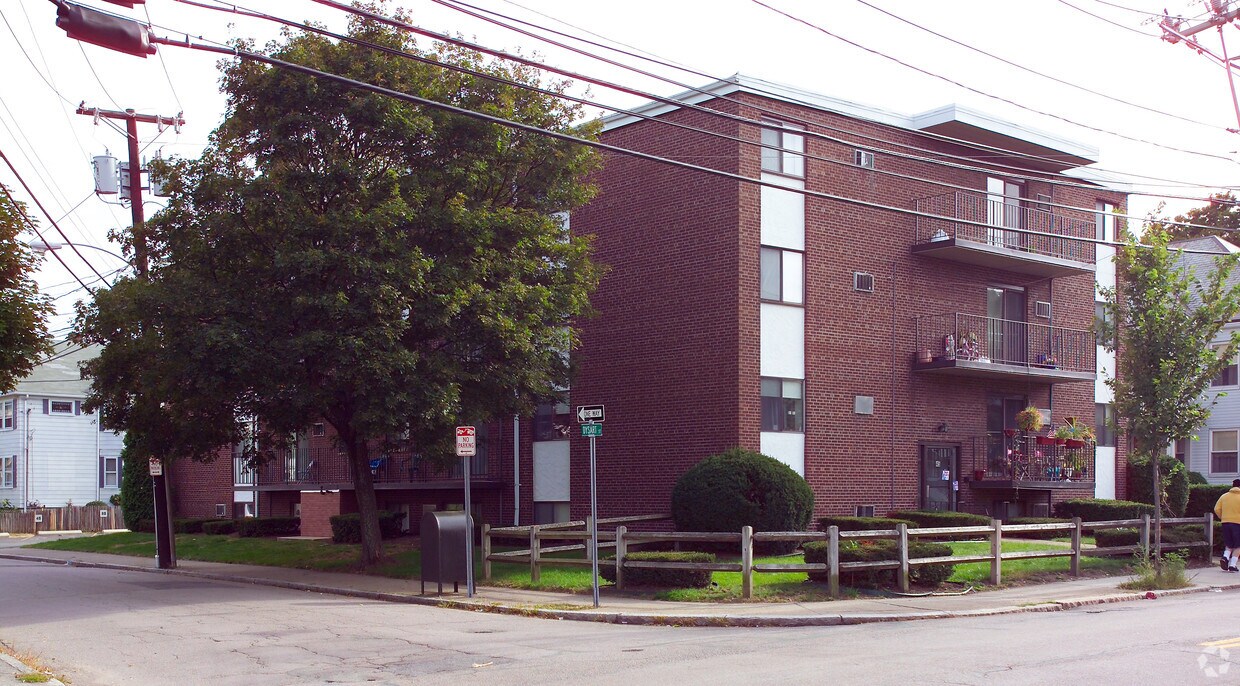 45 Elm St, Quincy, MA 02169 Apartments in Quincy, MA