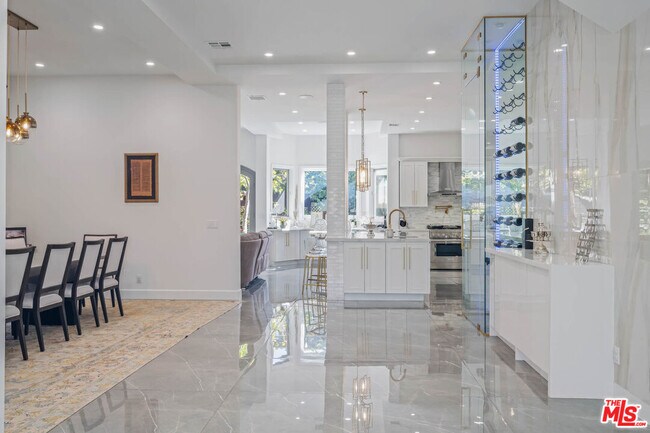 Foto del edificio - 1514 S Canfield Ave