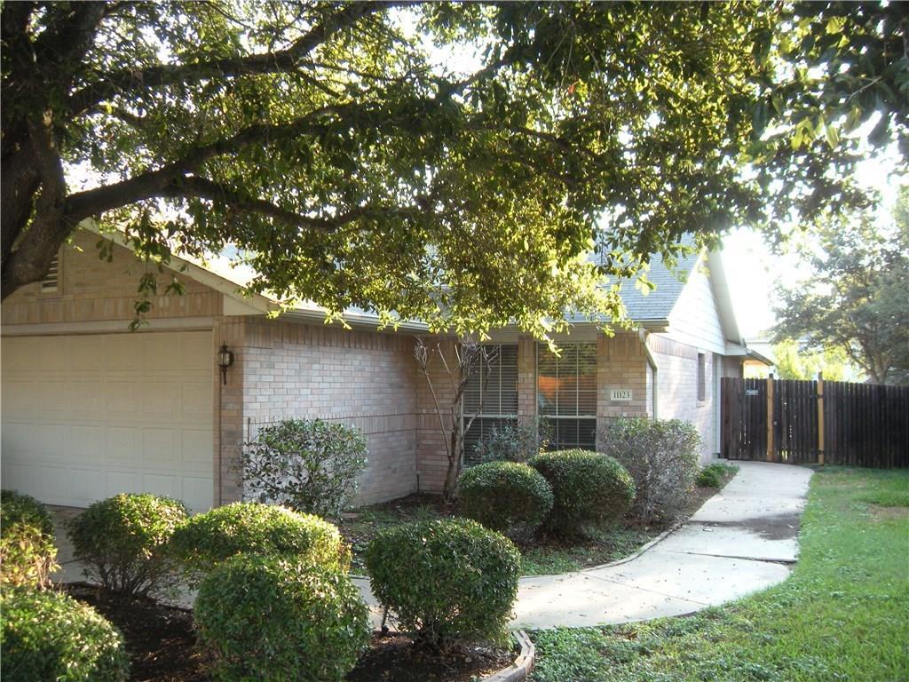 Foto principal - 11123 Canterbury Tales Ln