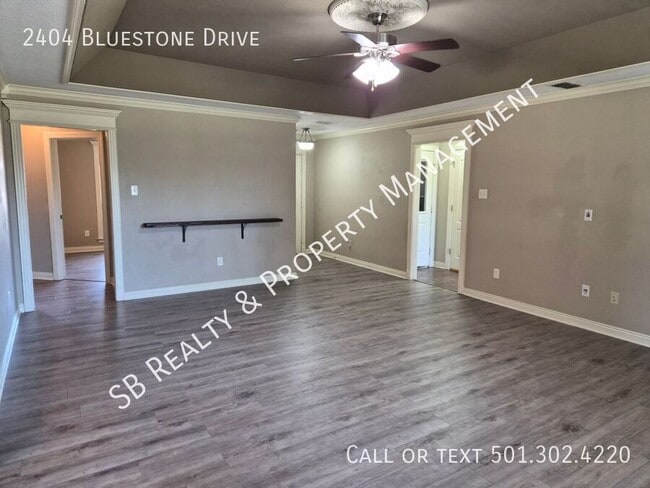 Foto del edificio - 2404 Bluestone Dr