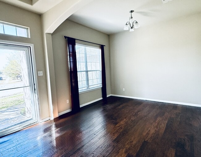 Building Photo - 7105 Cromarty Ln