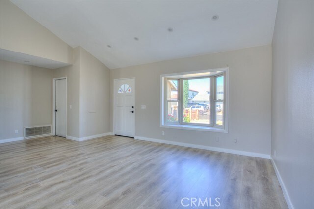 Foto del edificio - 15326 Swarens Ct