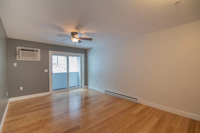 Building Photo - 92 Eastern Ave