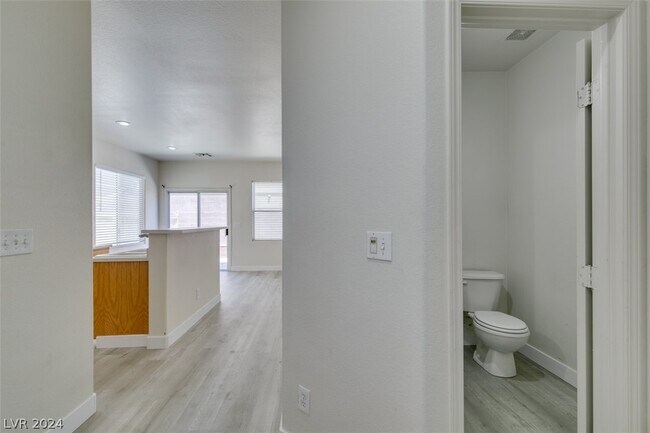 Building Photo - 5938 Sakhalin Ave