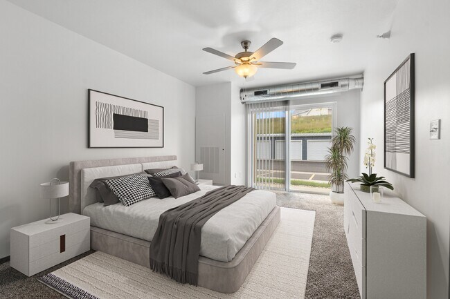 Foto del edificio - Split Rock Village Apartments & Townhomes