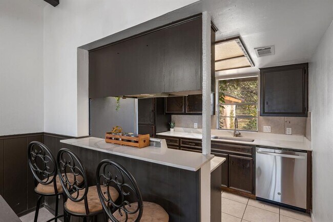 Foto del edificio - 13200 Running Doe Ln