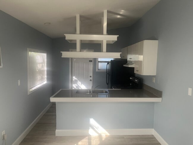 Foto del edificio - 412 NW 23rd Ct