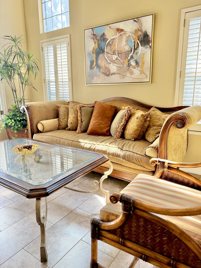 Building Photo - 2356 Cll Petula