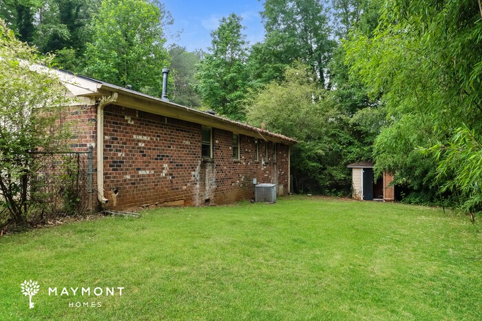 Foto del edificio - 4590 Ridgeview Dr