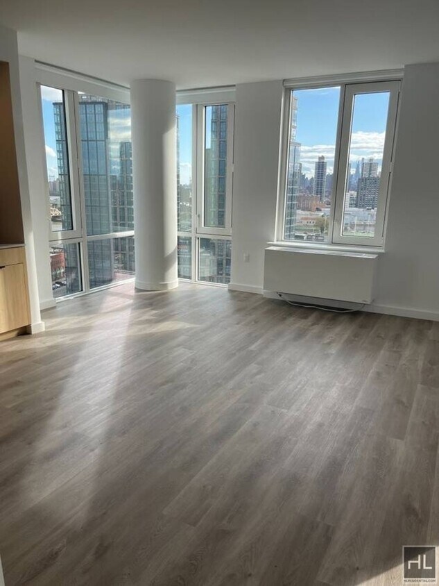 Foto principal - THIRD AVENUE
