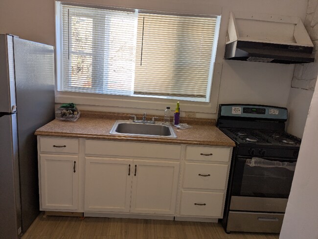 Building Photo - 1492 Princess Ave