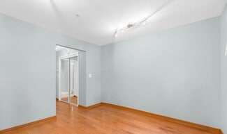 Building Photo - 1312 Waterford Dr