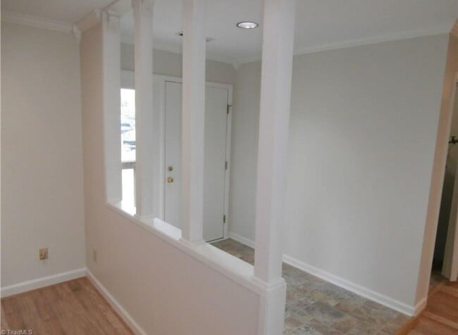 Building Photo - 3796 Vandalia Dr